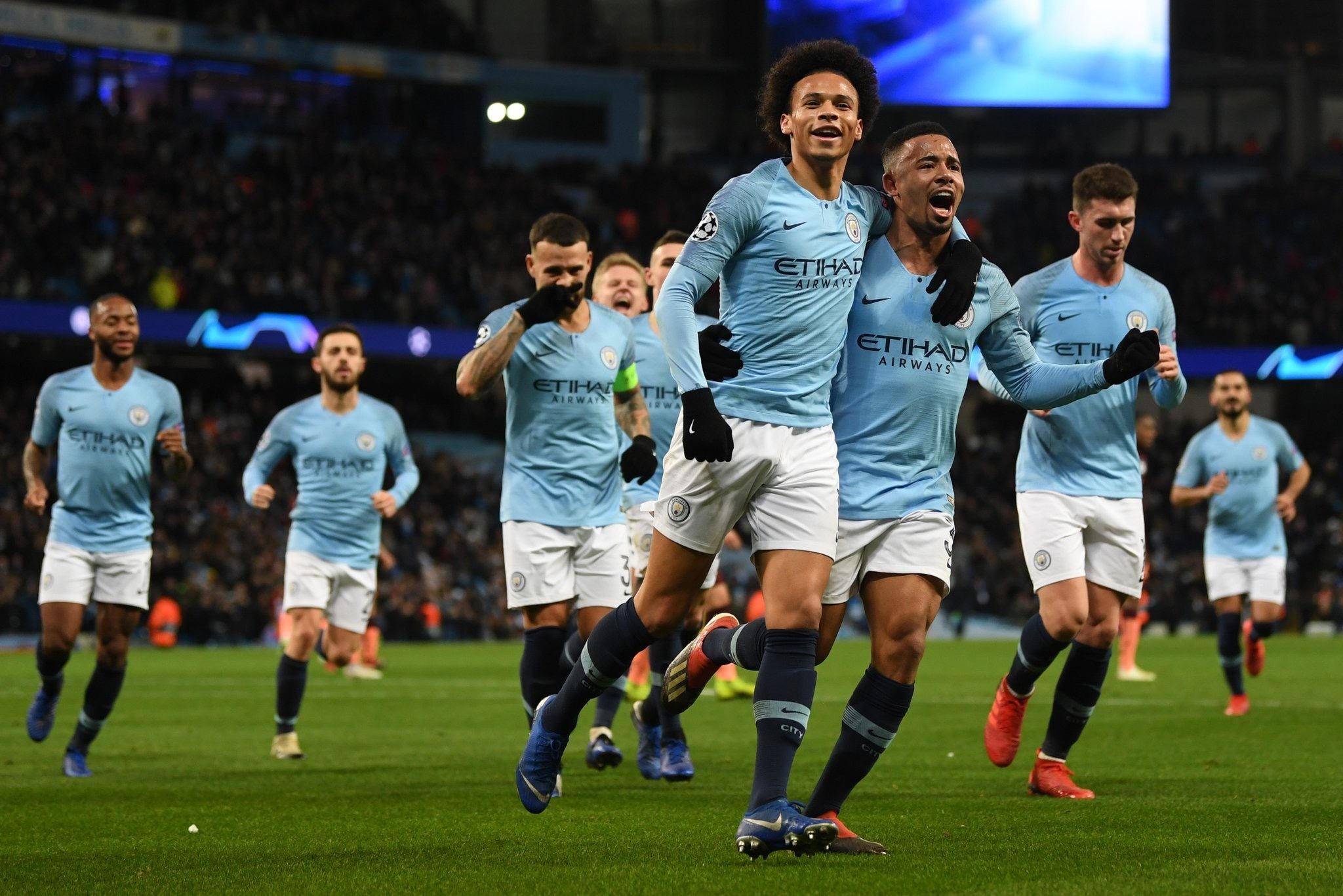 也延伸至社 也延伸至社